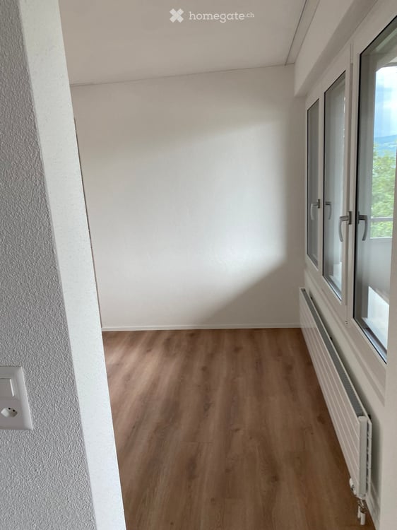 Nachmieter für moderne 3.5-Zimmer-Wohnung mit zwei Balkone in Wädenswil! 5