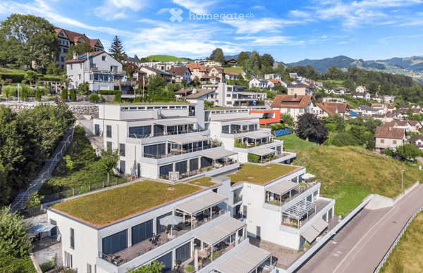 Exklusive 5.5-Zimmer-Terrassenwohnung mit Panorama-Aussicht & Jacuzzi in Uznach 2