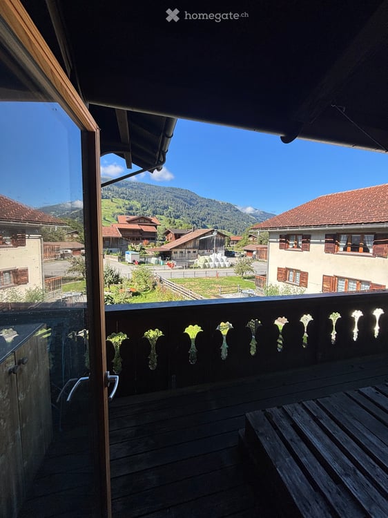 Sonnige 2.5-Zimmer-Wohnung in Saas im Prättigau – sofort verfügbar 1