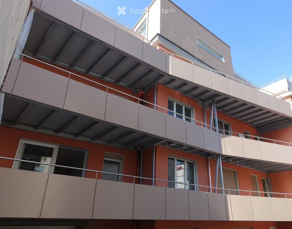 Ruhig und zentral wohnen – charmante 3.5-Zimmer-Wohnung mit grossem Balkon 2