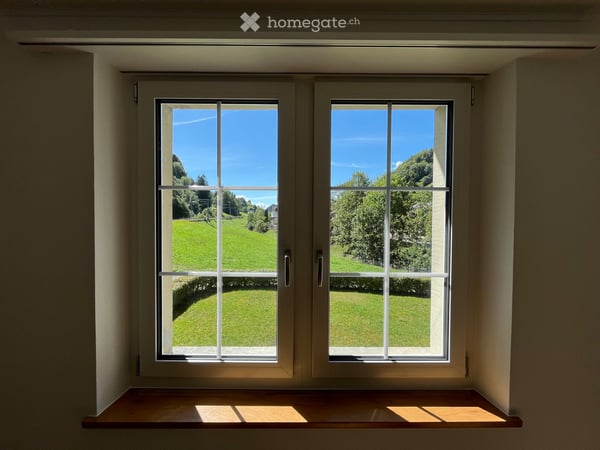 2 Charmante 3.5-Zimmer-Wohnungen im Altbau mit herrlicher Aussicht ins Grüne in Fischenthal 8
