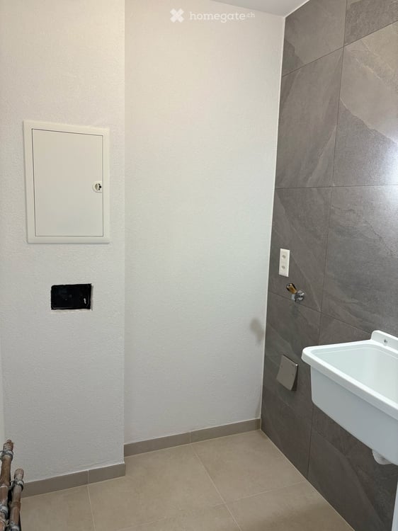 APPARTEMENT 4.5 NEUF, 135 m2, 2 grands balcons, vue imprenable, ascenseur privé, ARDON. 10