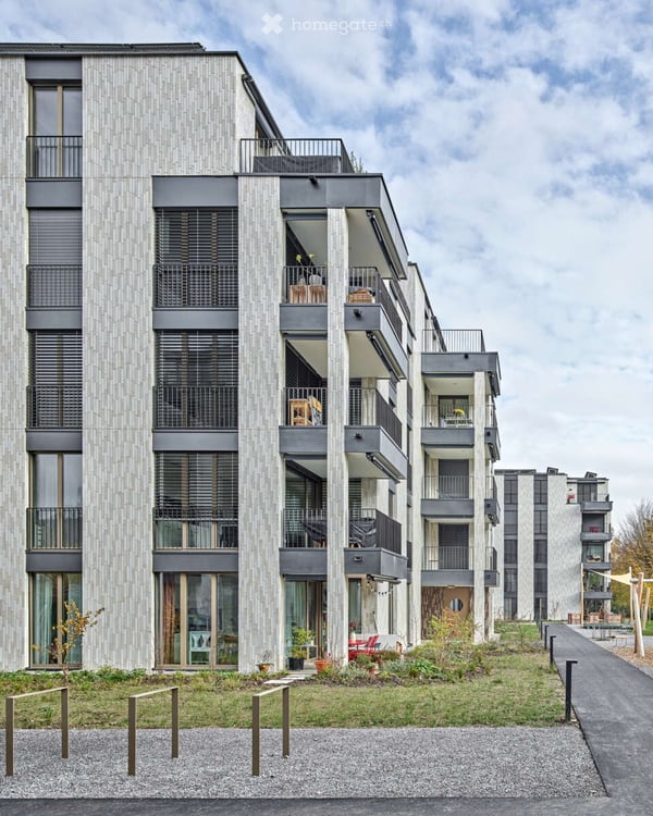 Moderne 4.5-Zimmer-Wohnung direkt beim Bad Allenmoos in Zürich (8057)