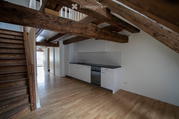 2.5-Zimmer-Dachwohnung mitten in Baden