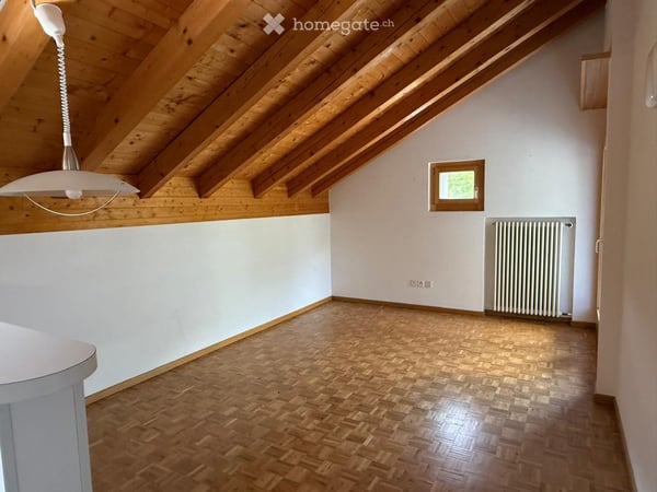 Charmante 2.5-Zimmer-Dachwohnung in Sta. Maria Val Müstair als Erst- oder Zweitwohnung 3