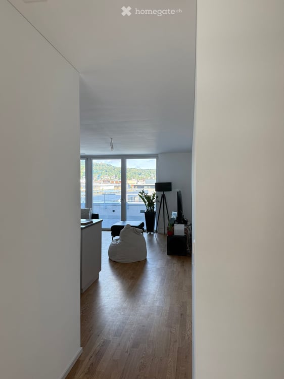 Spacious 3.5-Room New Build Apartment with Stunning Views in Luzern 6