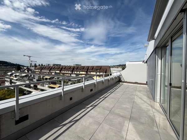 Spacious 3.5-Room New Build Apartment with Stunning Views in Luzern 18