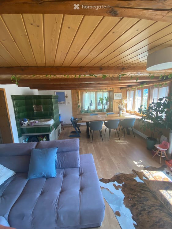 Charmantes 4.5-Zimmer-Flarzhaus in Adetswil ! 2