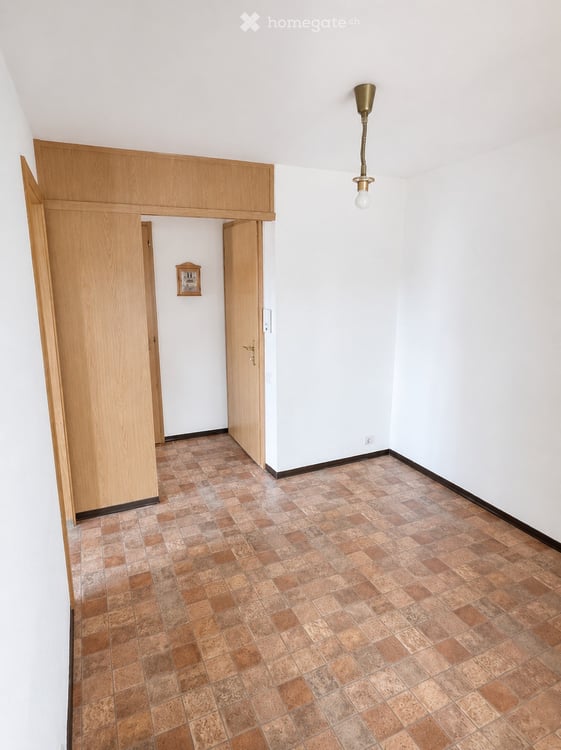 Lumineux 3,5 pièces avec 2 balcons et garage – Echallens 8