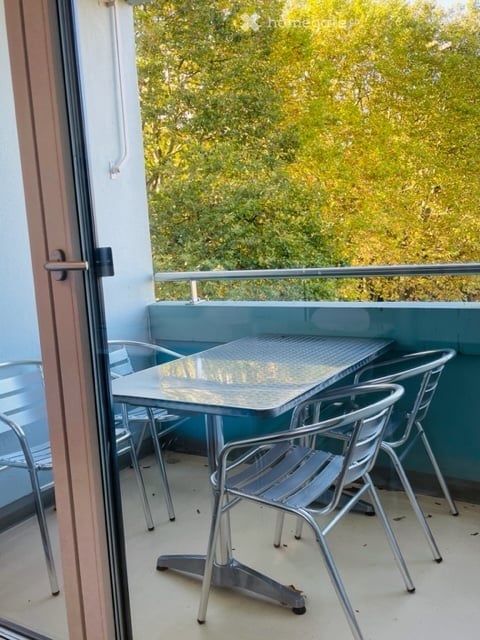 3.5 Z. Wohnung möbl. mit Balkon am Park / 3.5 room furnished apartment incl. balcony facing the park 13