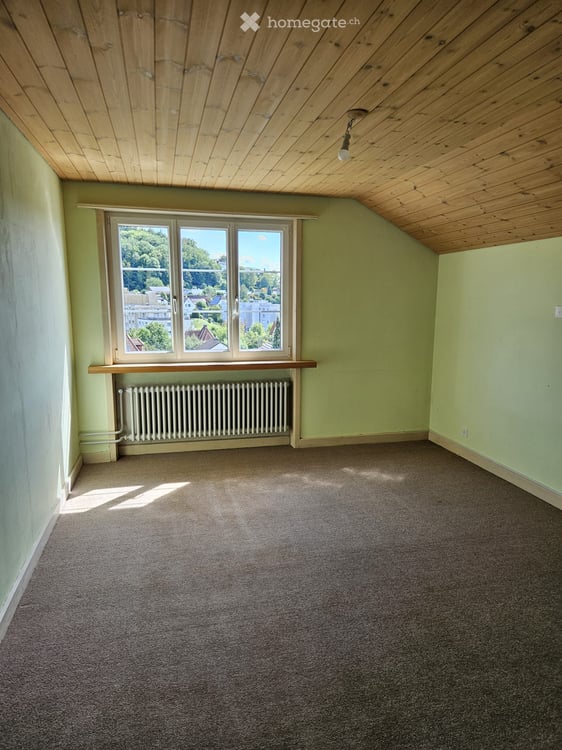 Geräumiges 7.5-Zimmer-Einfamilienhaus in Oftringen – sofort verfügbar! 12