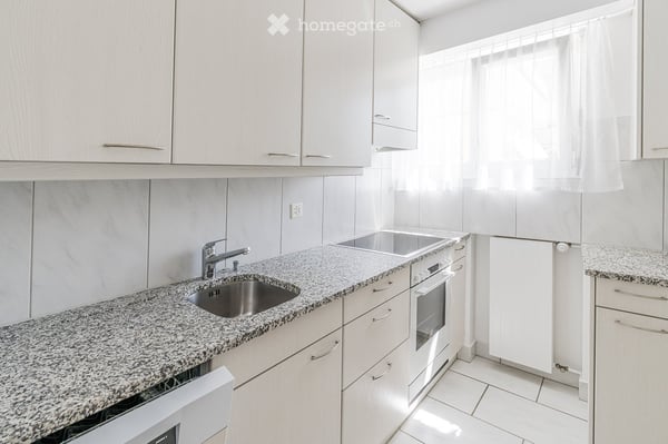 Helle 4.5-Zimmer-Wohnung mit Balkon in ruhiger Lage – Baar 6