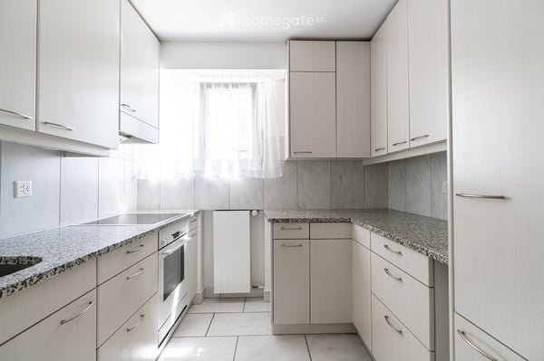 Helle 4.5-Zimmer-Wohnung mit Balkon in ruhiger Lage – Baar 7