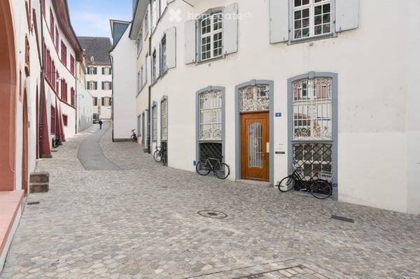 Helle, repräsentative Büro- und Praxisfläche an zentraler Lage bei der Freien Strasse 2