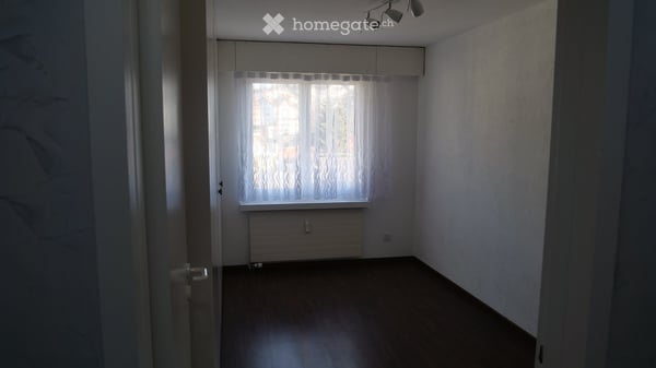 Lichtdurchflutete 5½-Zimmer-Dachgeschosswohnung mit Säntissicht und verglastem Balkon 12