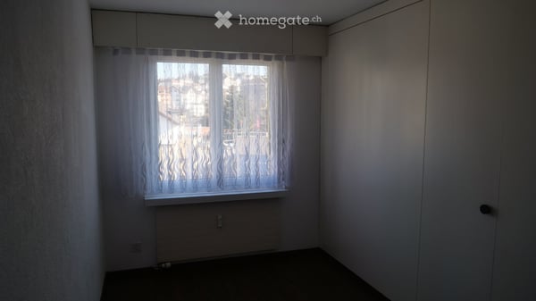 Lichtdurchflutete 5½-Zimmer-Dachgeschosswohnung mit Säntissicht und verglastem Balkon 14