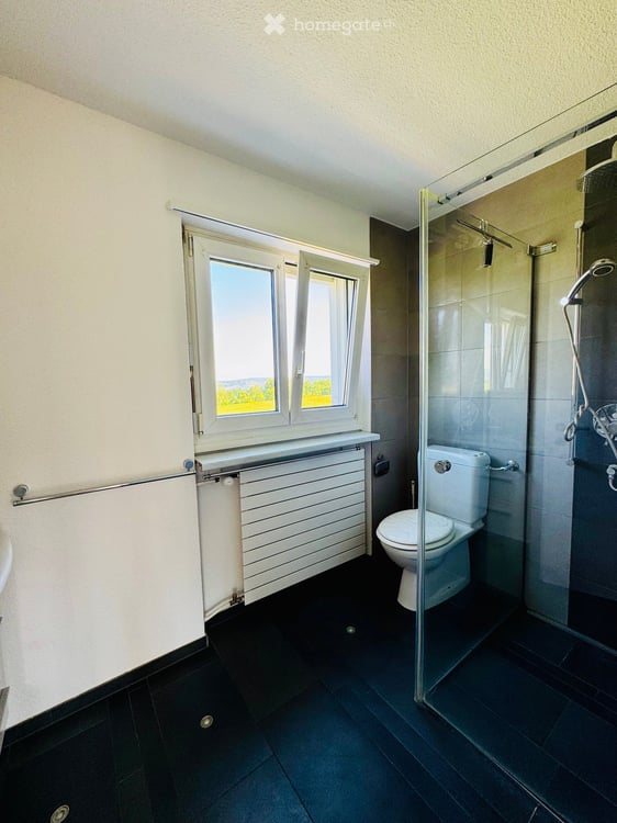 Gemütliche 3.5-Zimmer OG-Whg mit Weitblick an begehrter Lage - bezugsbereit ab dem 01. Dezember 2026 8
