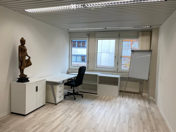 Büro an bestens erschlossener Lage in Cham 8