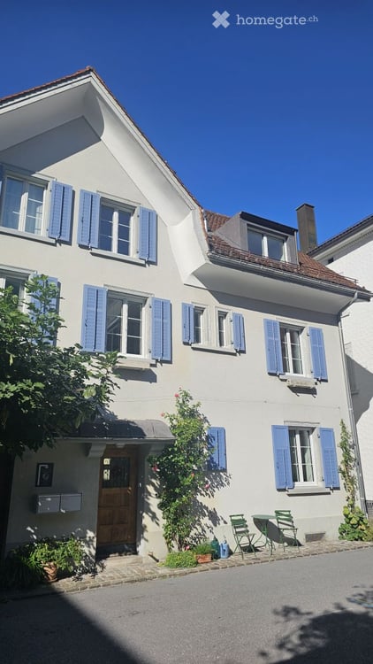 Wohnhaus (Doppelhaushälfte) im Zentrum von Glarus mit Garage 3