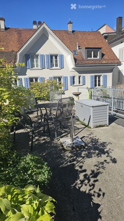 Wohnhaus (Doppelhaushälfte) im Zentrum von Glarus mit Garage 5