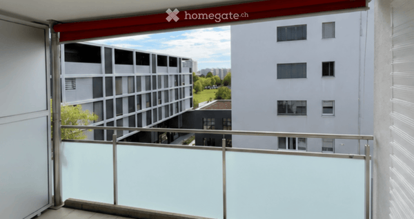 Appartement lumineux de 2.5 pièces avec balcon à Nyon 4