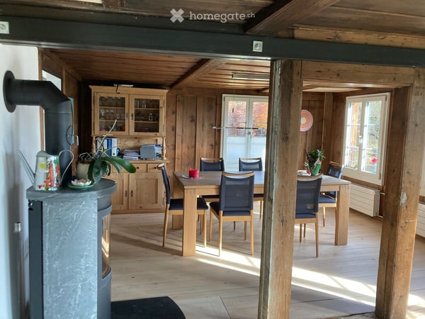 5.5-Zimmer-Bauernhaus in Seftigen: Wohnen im Grünen mit Bergpanorama 2