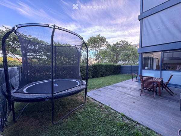 Spacious 6.5-Room Ground Floor Apartment with Private Garden and Terrace 20