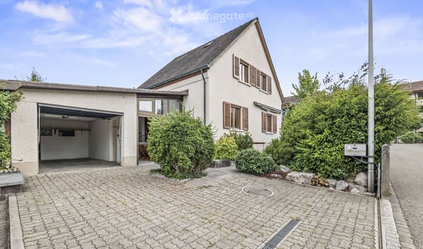 Charmantes 4.5 Zimmer EFH an sonniger Lage und ruhigem Wohnquartier 1