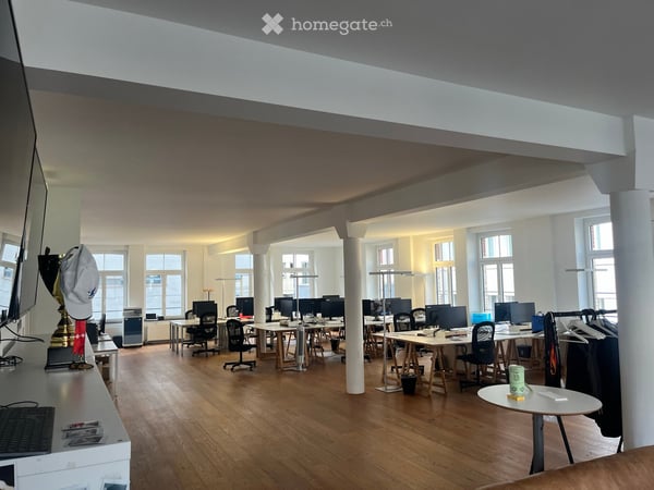Premium-Office beim Bahnhof Zürich Stadelhofen im Co-Sharing – sofort verfügbar 1