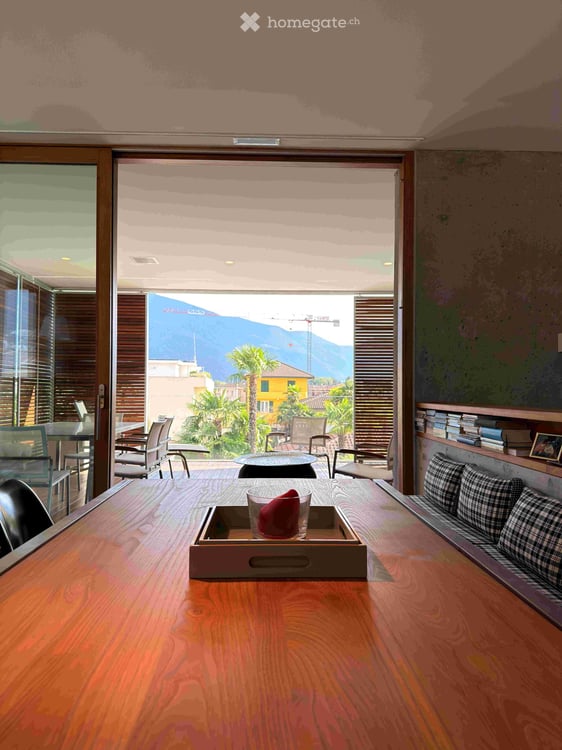 3.5-Zimmer-Maisonette-Wohnung in Ascona mit Pool und Seenähe 3