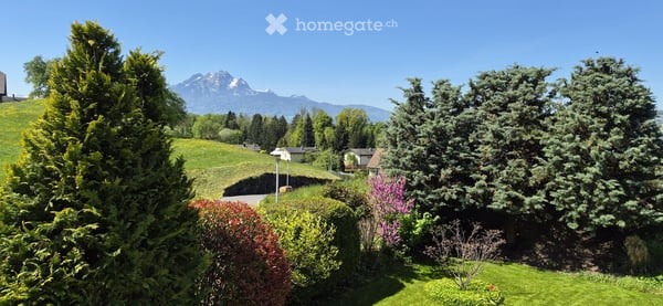 Traumhaftes 6.5-Zimmer-Einfamilienhaus mit Seeblick in Greppen 6