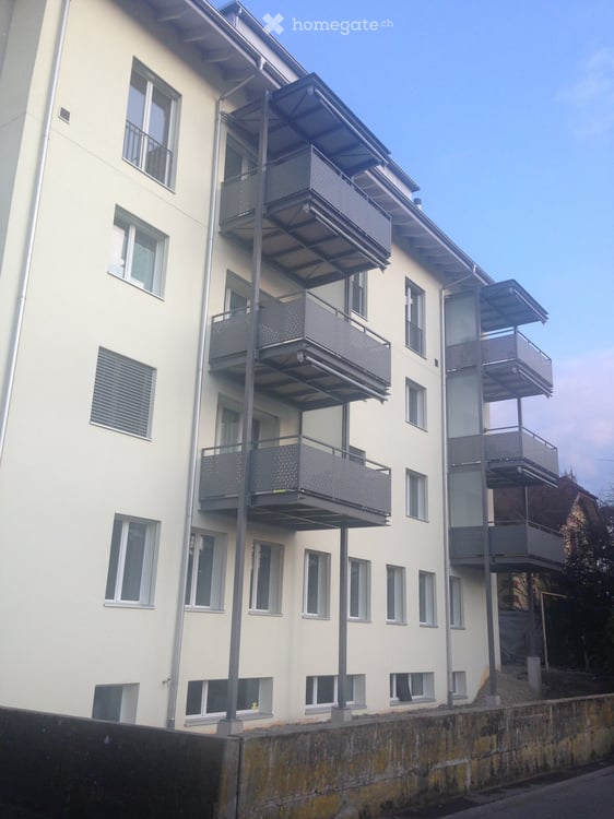 Moderne 3-Zimmer-Wohnung mit Balkon und Aussicht in Brugg 7