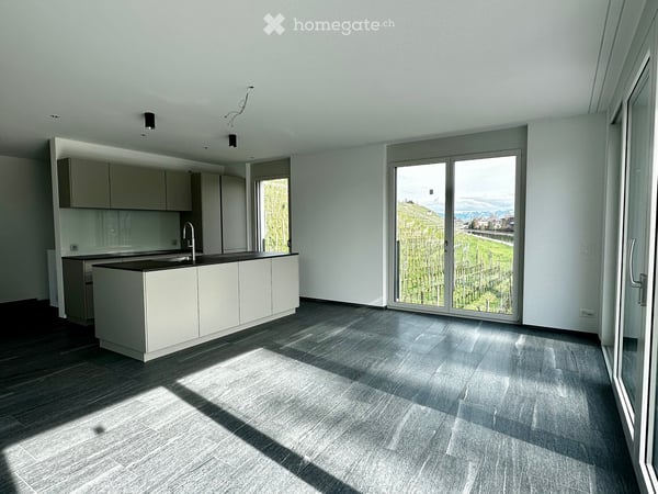 Exklusive 4.5 bis 5-Zimmer-Maisonettewohnung in einem 2-Fam. Haus mit einmaliger See- und Bergsicht 3