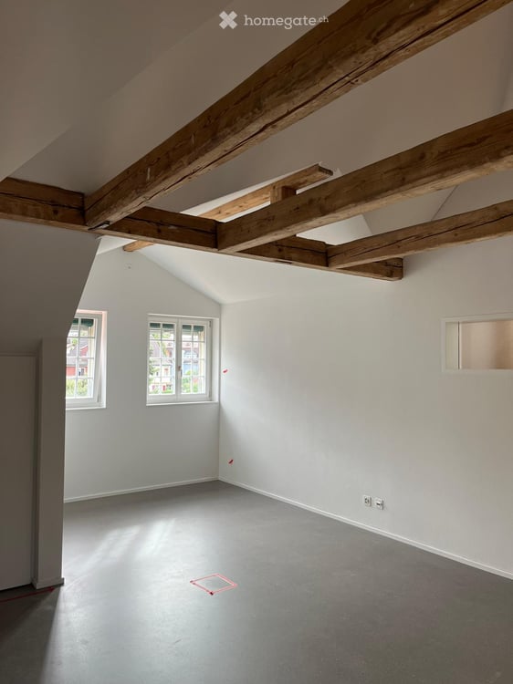 Moderne 4-Zimmer-Dachgeschosswohnung in Liebefeld – Neubau sofort verfügbar! 4