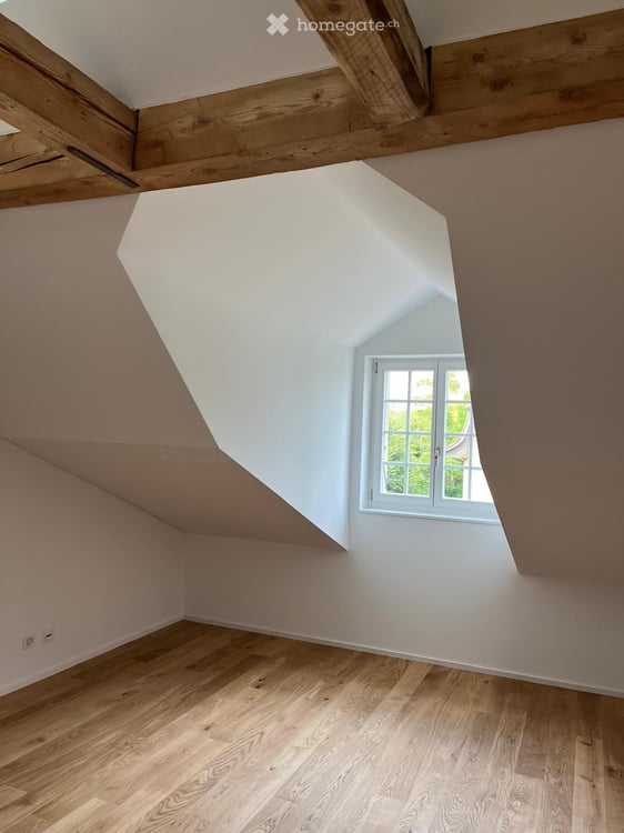 Moderne 4-Zimmer-Dachgeschosswohnung in Liebefeld – Neubau sofort verfügbar! 3