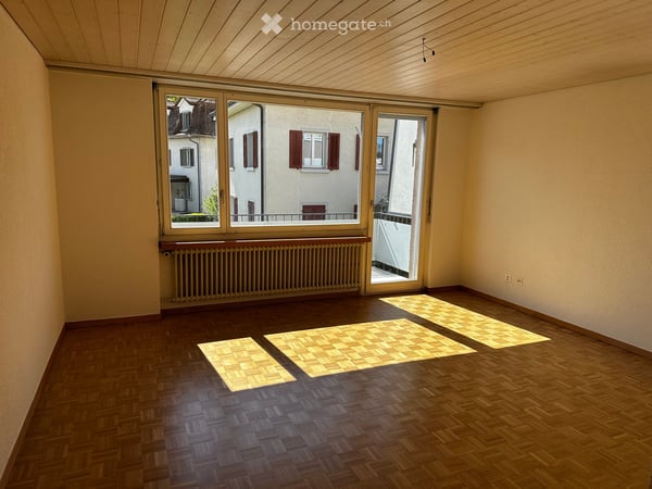 Ruhig gelegene 3.0 Zimmer-Wohnung mit Balkon im Grünen 6