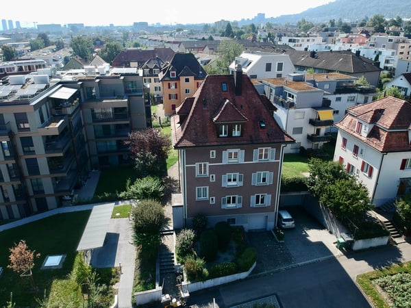 Ruhig gelegene 3.0 Zimmer-Wohnung mit Balkon im Grünen 1