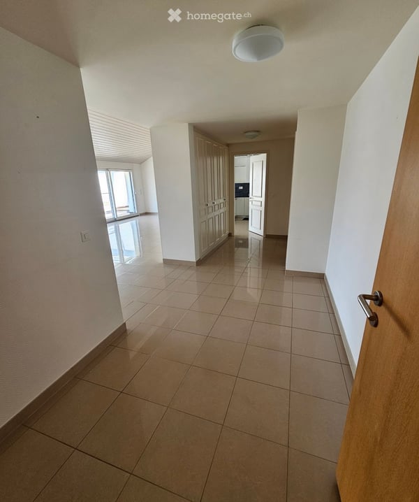 Magnifique appartement de 5.5 pièces au dernier étage à Lutry