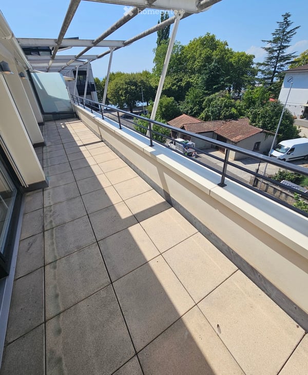 Magnifique appartement de 5.5 pièces au dernier étage à Lutry 3