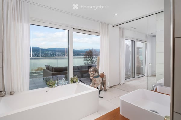 Luxuriöses 2½-Zimmer-Penthouse mit Atelier und einzigartiger 180-Grad-Seesicht 7