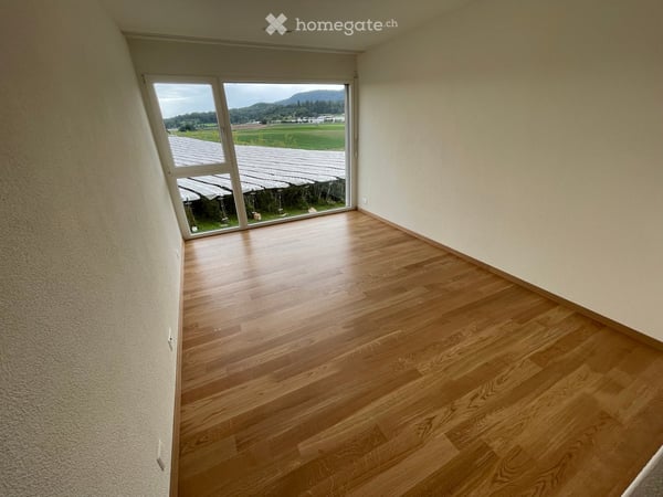 Helle 4.5-Zimmer-Wohnung, 2 Balkone und schöner Aussicht in Otelfingen 5
