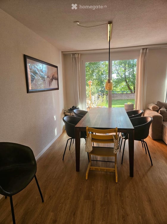 Charmante 3.5-Zimmer-Gartenwohnung in Niederhasli – viel Platz zum Wohnen & Geniessen 3