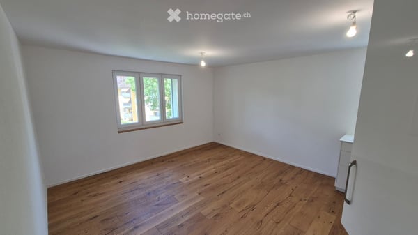 Moderne 3.5-Zimmer-Dachgeschosswohnung in Dietikon 3