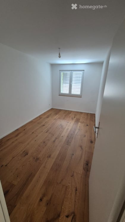 Moderne 3.5-Zimmer-Dachgeschosswohnung in Dietikon 4