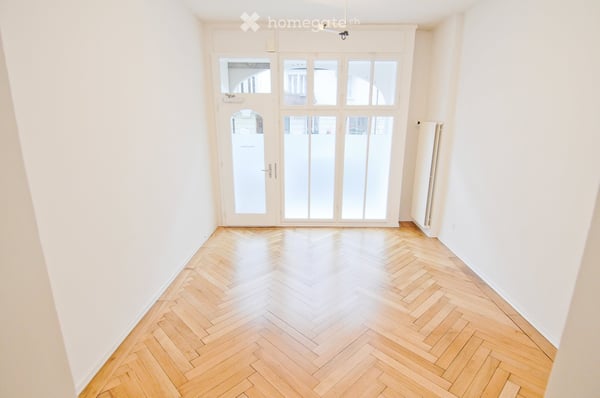 Stilvolle 4-Zimmer-Geschäftsräume im Parterre beim Breitenrainplatz 6