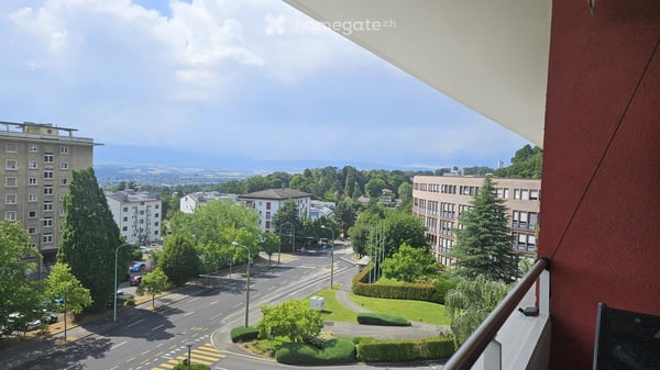 Appartement lumineux de 4.5 pièces proche toutes commodités à 1004 Lausanne