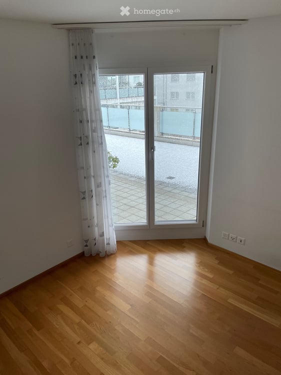 Grosszügige 6.5-Zimmer-Attikawohnung mit 165 m² Terrasse und Bergsicht 10