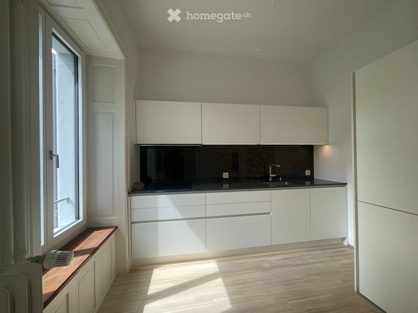 Charmante 2.5 Zimmer-Wohnung im Altbau an der Hönggerstrasse, Zürich 8037 5
