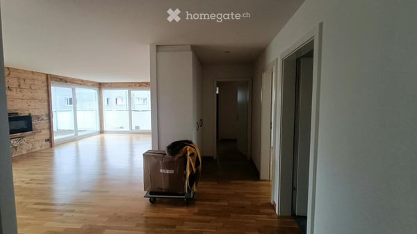 Helle 3.5-Zimmer-Wohnung mit Balkon 7