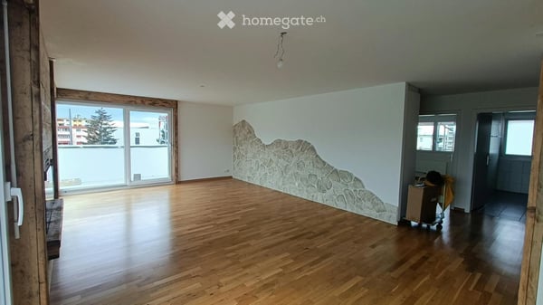 Helle 3.5-Zimmer-Wohnung mit Balkon 3